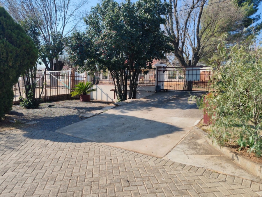 6 Bedroom Property for Sale in Arbor View Eastern Cape